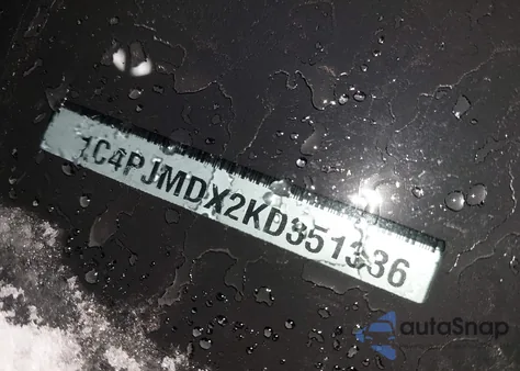 2019 Jeep Cherokee Limited 4X4 z USA, uszkodzony, nr VIN 1C4PJMDX2KD351336